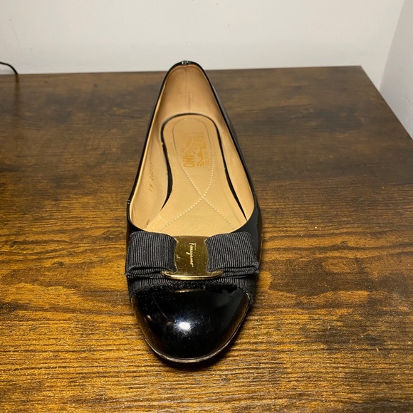 Ferragamo Women's Varina Ballet Flats - Picture 4 of 9
